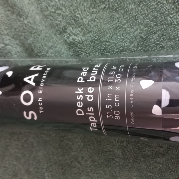 Soar Tech Elevated Desk Pad-  Black eith white Polka dots NEW - Picture 2 of 2